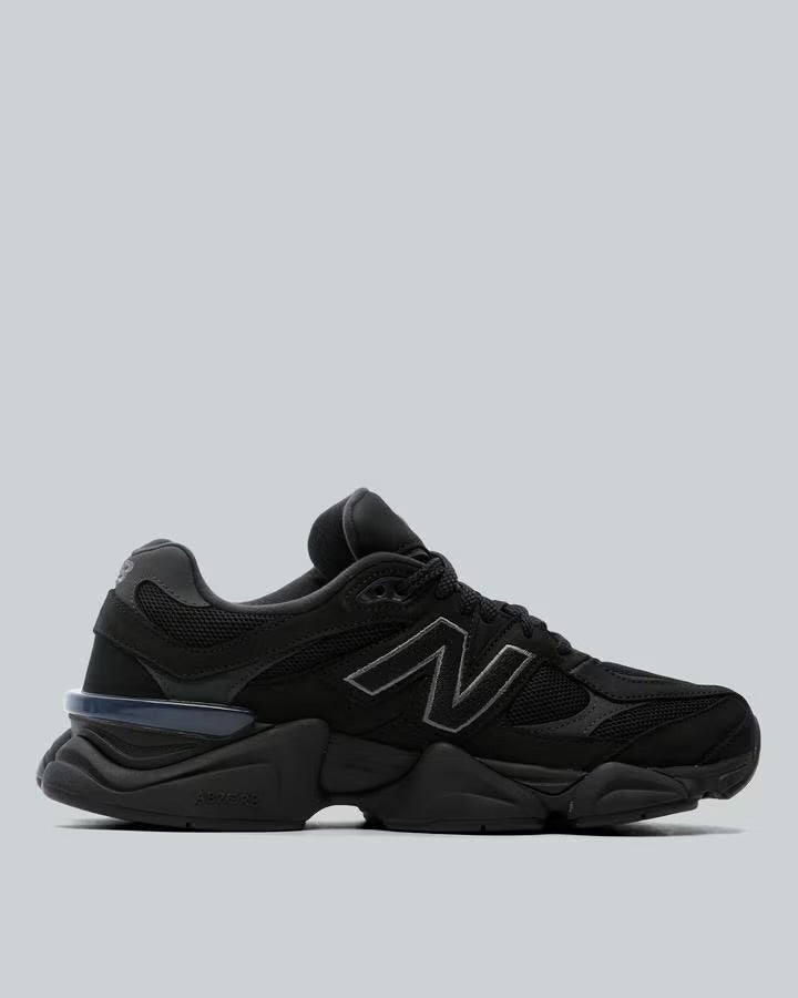 New Balance
9060 Trainer