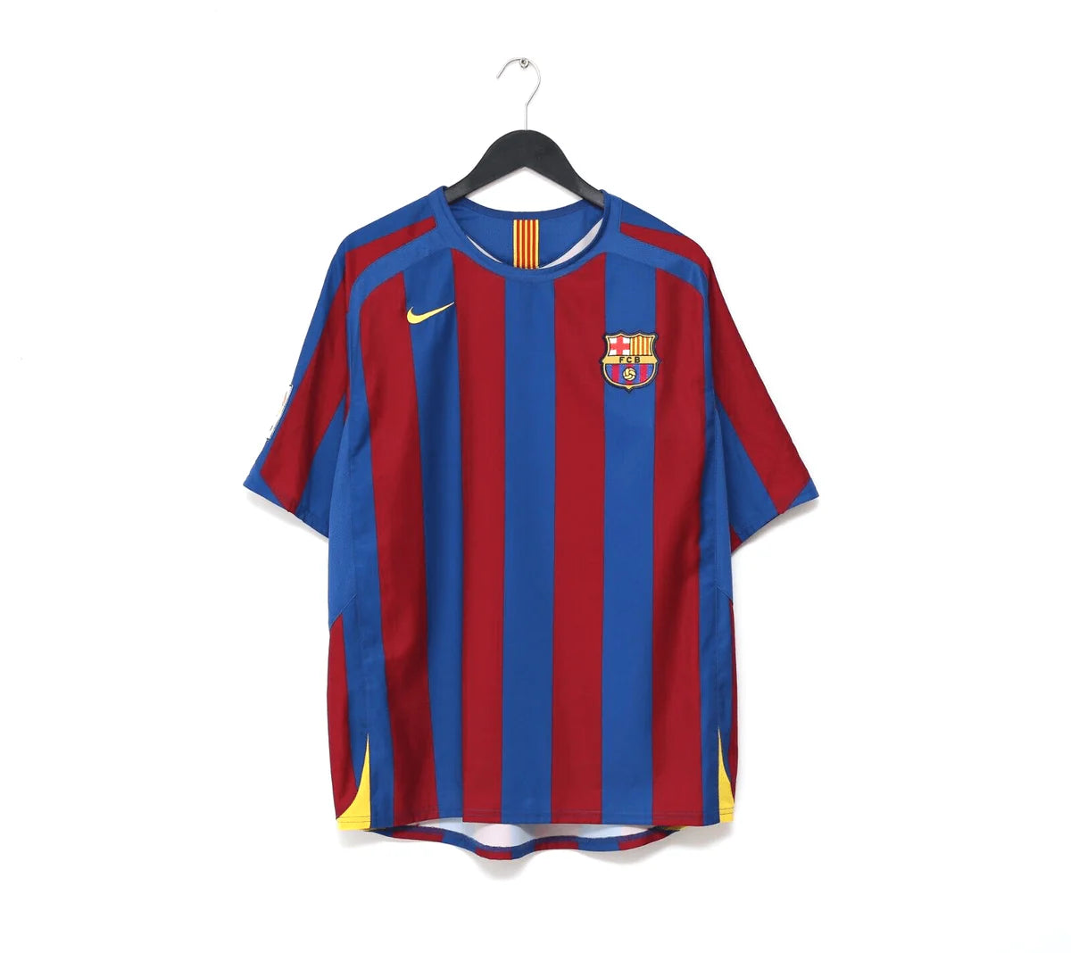 Barcelona Home Shirt 2006 Ronaldinho